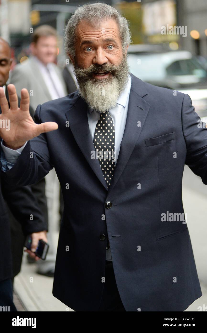 1. November 2016 - New York, NY, USA - November 2016 New York City. Mel Gibson kam am November 2016 in New York City an, um einen Auftritt in The Late Show with Stephen Colbert aufzunehmen. (Foto: © Kristin Callahan/Ace Pictures via ZUMA Press) Stockfoto