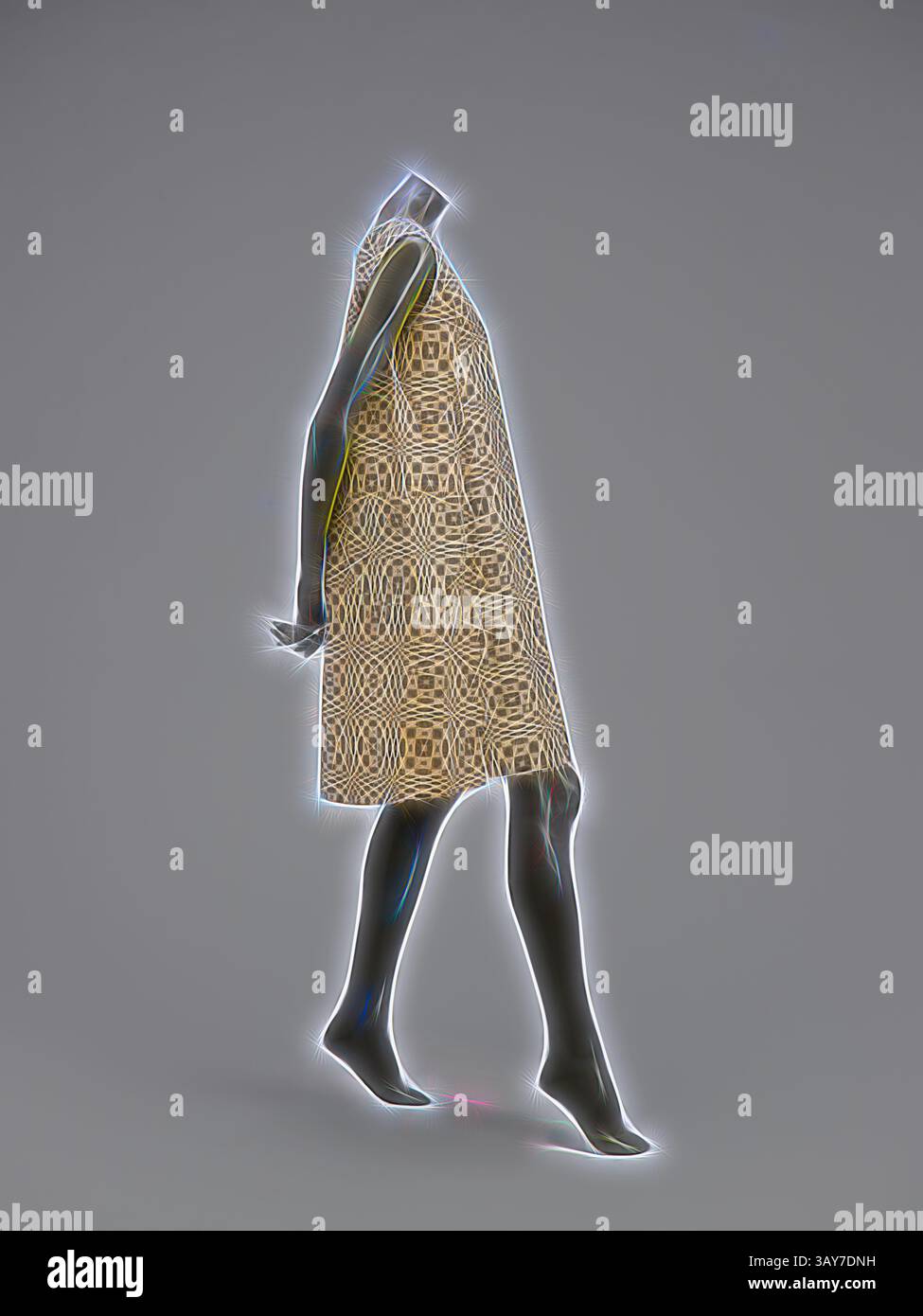 Eine stilvolle Schaufensterpuppe zeigt ein gemustertes Kleid mit modernem, abstraktem Design, das seine fließende Silhouette und einzigartige Texturen betont. Die Figur steht in einer anmutigen Pose und betont die Eleganz und zeitgenössische Ästhetik des Kleidungsstücks., Papierkleid Paper-Caper OP Art Dress, Scott, Designer (American), 1966, Papier (Holzpulp, Rayon Mesh; patentiert als Dura Weave), Siebdruck, 38 x 25-1/2 Zoll, Label: Paper-Caper von Scott, Textile and Fashion Arts, Klassische Kunst mit einem modernen Twist, neu interpretiert von Artotop Stockfoto