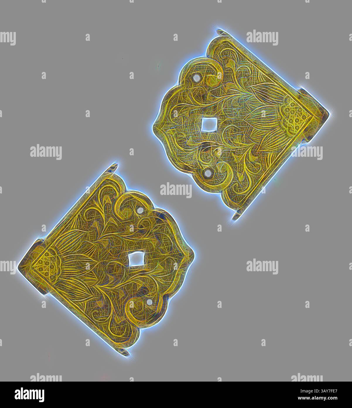 Zwei aufwändig gestaltete Verschlüsse mit verzierten Blumenmustern und dekorativen Kanten, die Handwerkskunst in ihrer detaillierten Gravur zeigen. Eckverzierung, Bronze, keine Maßdetails., Asiatische Kunst, klassische Kunst mit modernem Touch, neu interpretiert von Artotop Stockfoto