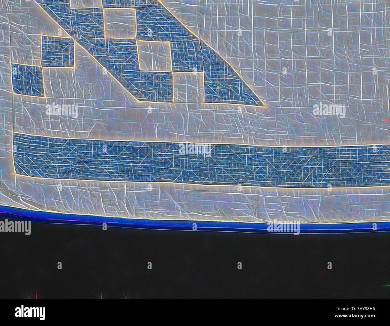 Eine abstrakte Darstellung mit geometrischen Formen, die in einem strukturierten Muster angeordnet sind, mit einem markanten blauen Abschnitt, der sich auf einem dunklen Hintergrund abhebt. Das Design weckt durch seine komplizierten Linien und Formen ein Gefühl von Tiefe und Bewegung., Steppdecke (Diagonal), Emily Jane Johnson Ledbetter (amerikanisch, 1861-1957), 1940er Jahre, Baumwolle, gesteppt und gesteppt, 80 x 76 cm, Textil- und Modekunst, klassische Kunst mit modernem Touch, neu interpretiert von Artotop Stockfoto