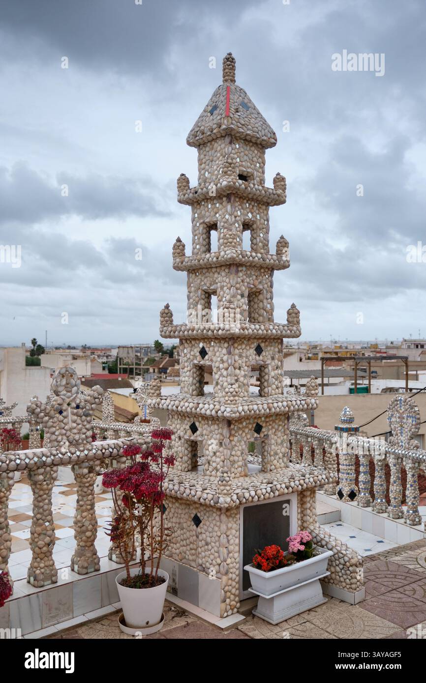 Das Haus der Muscheln in Rojales, Alicante, Spanien. Dekoriert von Manuel Fulleda Alcatraz Stockfoto