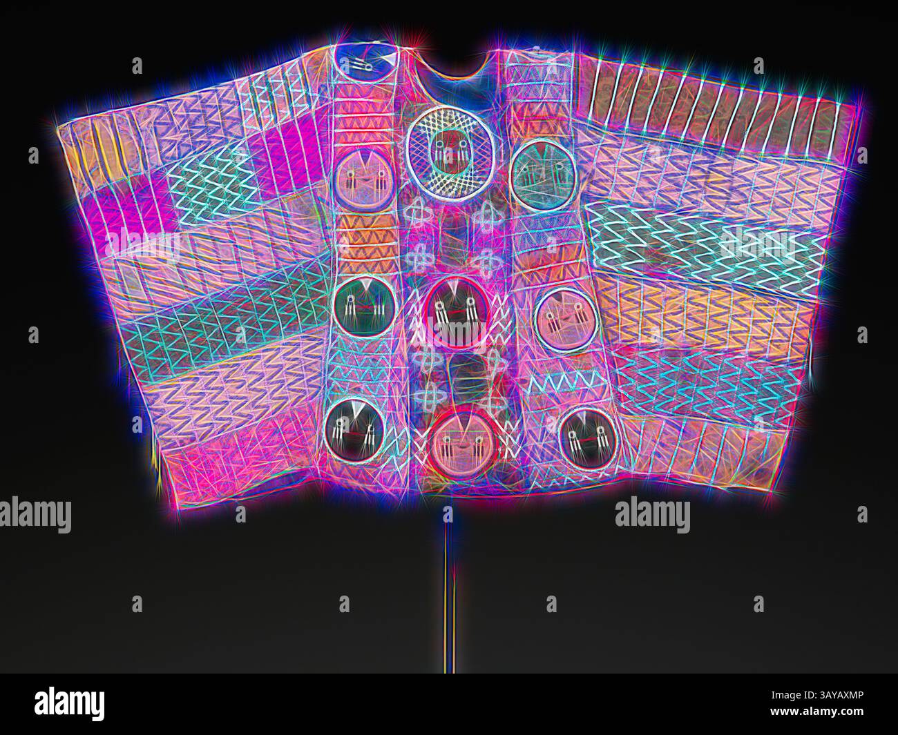 Ein lebendiges Kleidungsstück mit komplizierten Mustern und kräftigen Farben, das eine Mischung aus geometrischen Formen und kulturellen Motiven hervorhebt., Königs zeremonielles Gewand, Yoruba People, 1925-1950, Samt, Baumwolle, importierte Glasperlen, 73 x 46 x 1 Zoll, Textil- und Modekunst, klassische Kunst mit einem modernen Twist, neu interpretiert von Artotop Stockfoto
