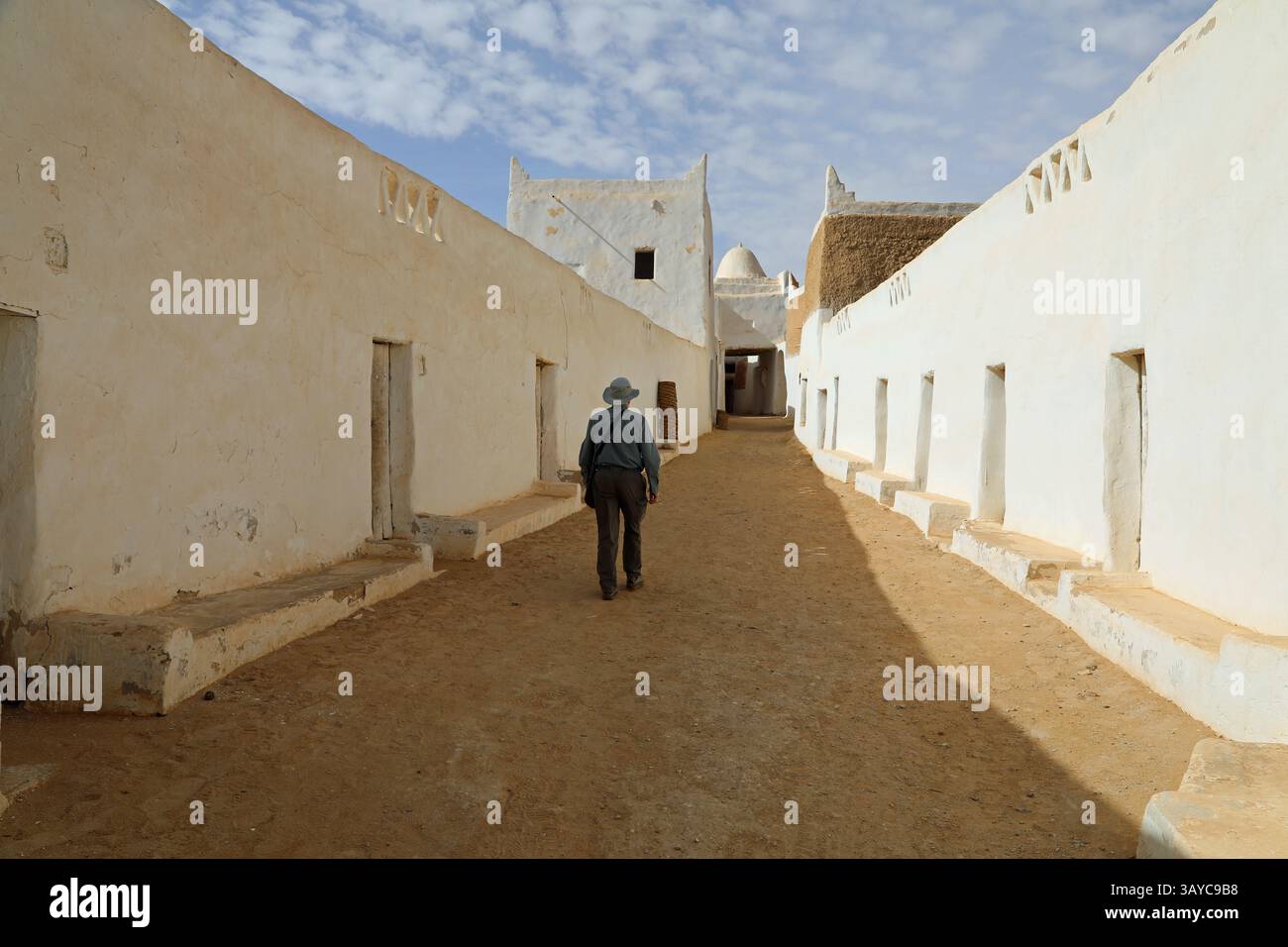 Gasse in der historischen Oasenstadt Ghadames in Libyen Stockfoto Gasse in der historischen Oasenstadt Ghadames in Libyen Stockfoto
