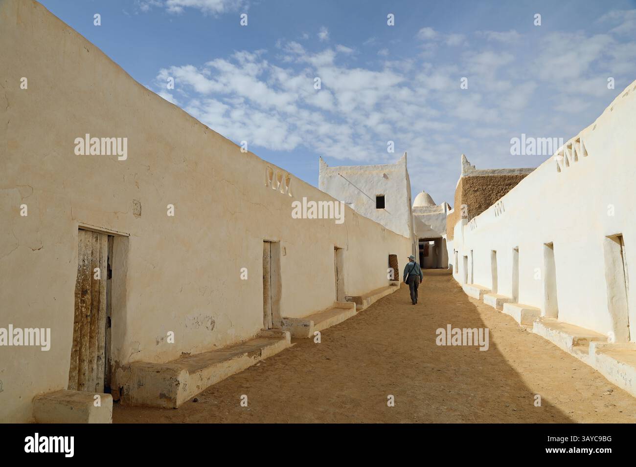 Gasse in der historischen Oasenstadt Ghadames in Libyen Stockfoto Gasse in der historischen Oasenstadt Ghadames in Libyen Stockfoto