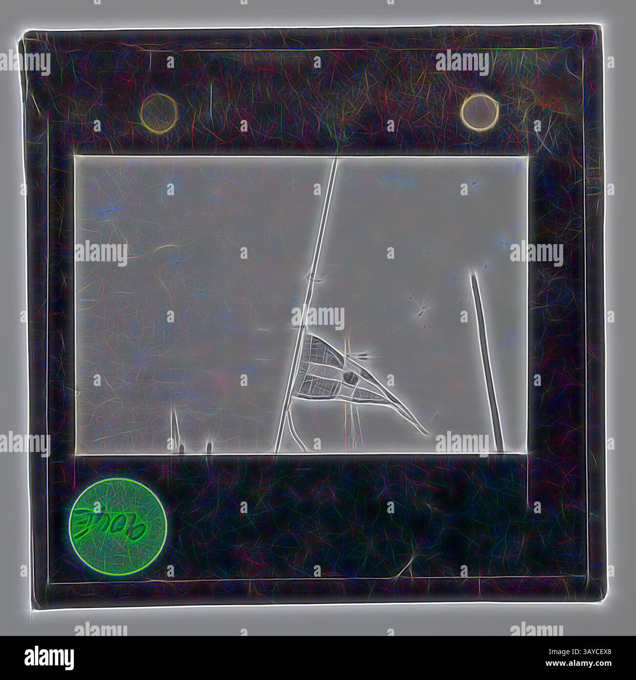 Eine abstrakte Darstellung mit einem Rahmen mit künstlerischer Textur, die geometrische Form und zarte Linien zeigt, die auf die Natur hinweisen, möglicherweise eine Pflanze oder ein Blatt, hervorgehoben durch ein lebendiges, kreisförmiges Detail in der Ecke., Lantern Slide - Royal Brighton Yacht Club Burgee, 'Little America', Ellsworth Relief Expedition, Antarktis, 1935-1936, Laternenrutsche der Burgee des Royal Brighton Yacht Clubs, der in Little America, Antarktis, fliegt. Eines von 328 Bildern in verschiedenen Formaten, darunter Kunstwerke, Fotografien, Glasnegative und Laternendias. Klassische Kunst mit einem modernen Twist neu interpretiert von Stockfoto