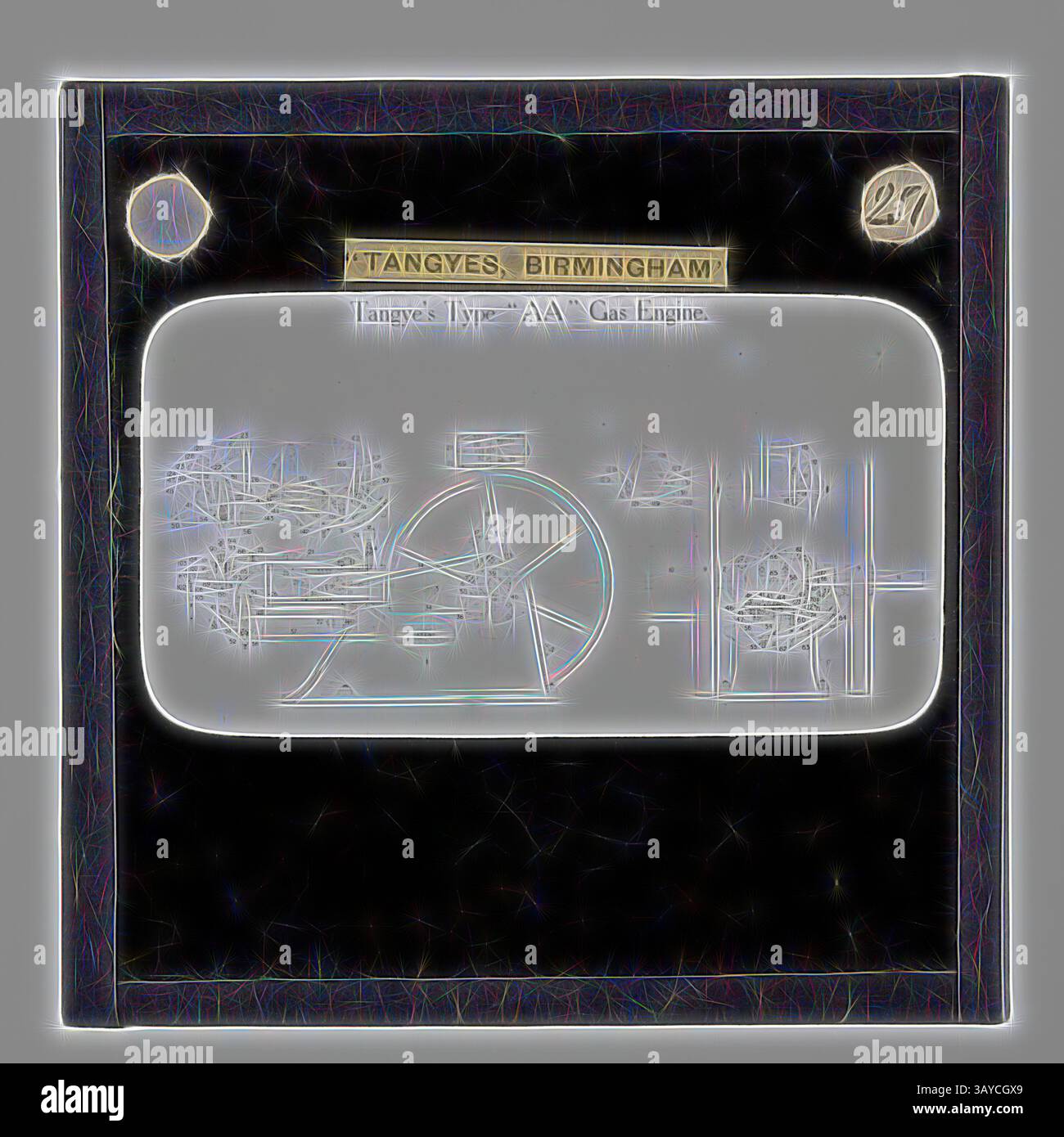Eine Ausstellung mit einem frühen Gasmotor aus Tangyes, Birmingham, zeigt komplizierte Maschinen- und Konstruktionselemente., Lantern Slide - Tangyes Ltd, AA Typ Gas Engine Diagram, um 1910, eine von 239 Glaslaternen-Folien, die Produkte darstellen, die von Ingenieuren von Tangyes Limited aus Birmingham, England, hergestellt wurden. Die Bilder umfassen verschiedene Produkte wie Motoren, Kreiselpumpen, Hydraulikpumpen, Gasproduzenten, Materialprüfmaschinen, Pressen, Werkzeugmaschinen, Hydraulikheber usw. Tangyes war ein Unternehmen, das von 1857 bis 1957 operierte. Sie produzierten eine Vielzahl von Ingenieurskunst Stockfoto