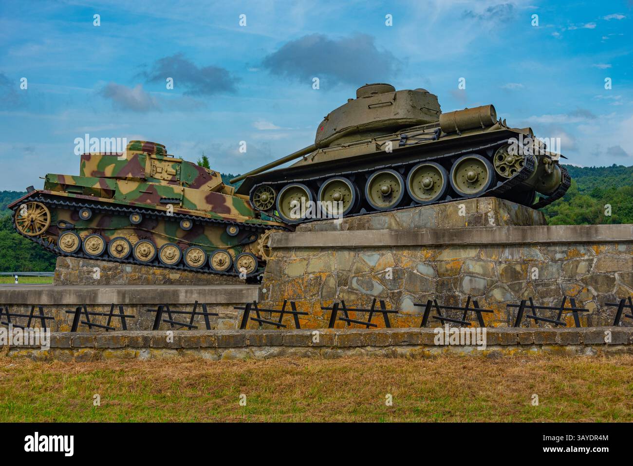 Denkmal für die Schlacht am Dukla-Pass in Svidnik, Slowakei. BILD Stockfoto