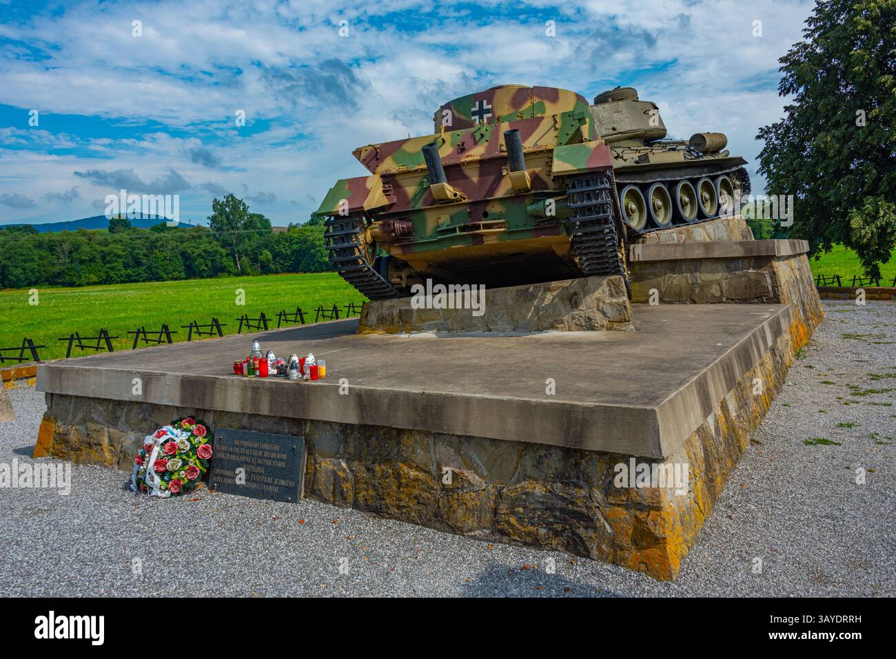 Denkmal für die Schlacht am Dukla-Pass in Svidnik, Slowakei. BILD Stockfoto