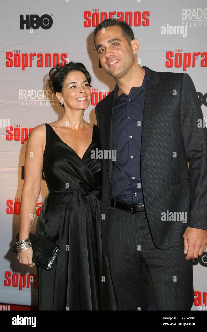 Januar 1980 - New York, New York, USA - K52376PSC.ANNABELLA SCIORRA. VORFÜHRUNG DER ERSTEN BEIDEN EPISODEN DER LETZTEN STAFFEL DES SOPRANOS RADIO New York MUSIC HALL , NEW YORK New York 27.03.2007.(Credit Image: © Paul Schmulbach/Globe photos/ZUMAPRESS.com) Stockfoto