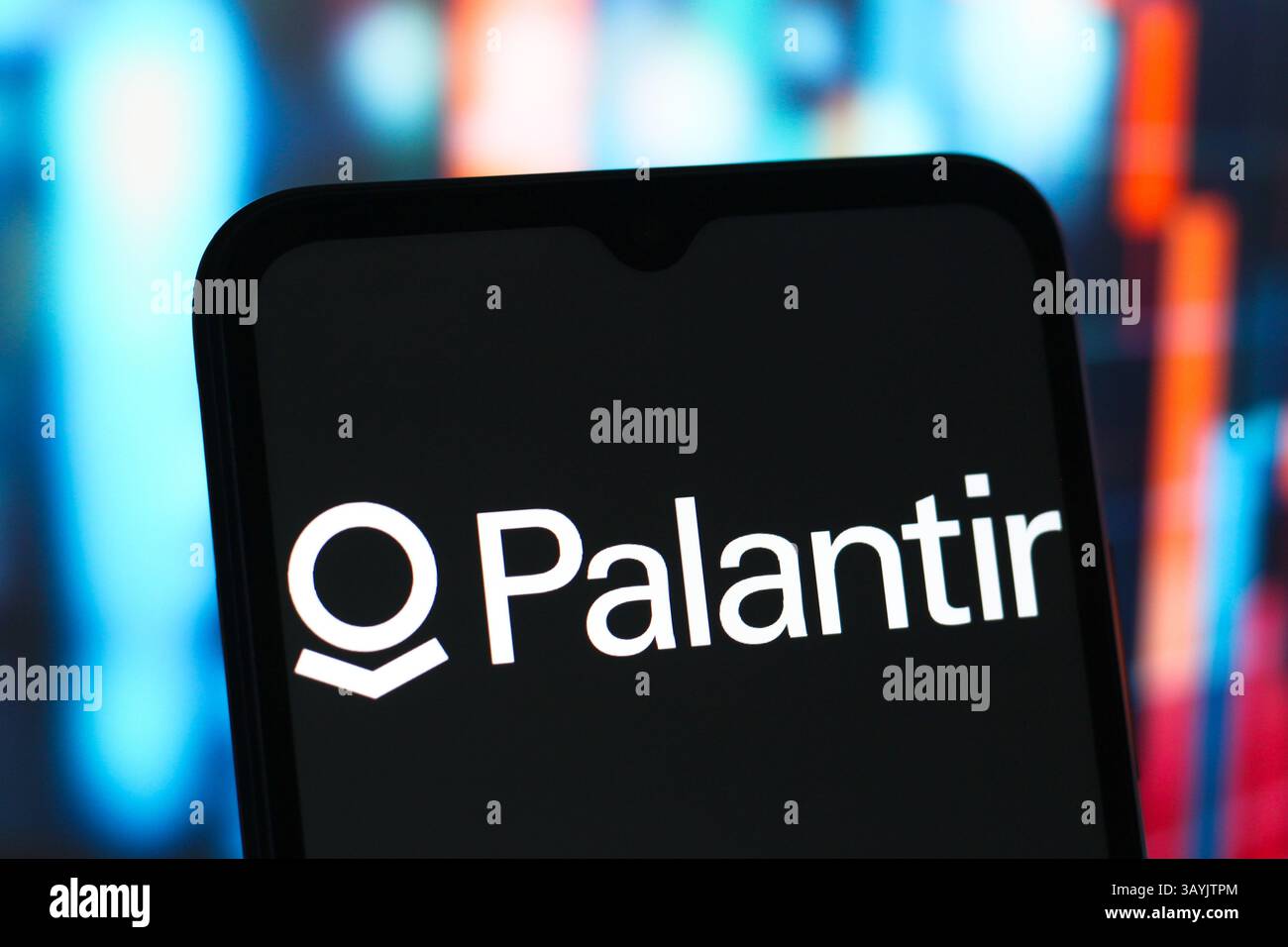 Kanada. April 2025. In dieser Abbildung wird das Palantir Technologies Logo auf einem Smartphone-Bildschirm angezeigt. (Credit Image: © Thomas Fuller/SOPA Images via ZUMA Press Wire) NUR REDAKTIONELLE VERWENDUNG! Nicht für kommerzielle ZWECKE! Stockfoto