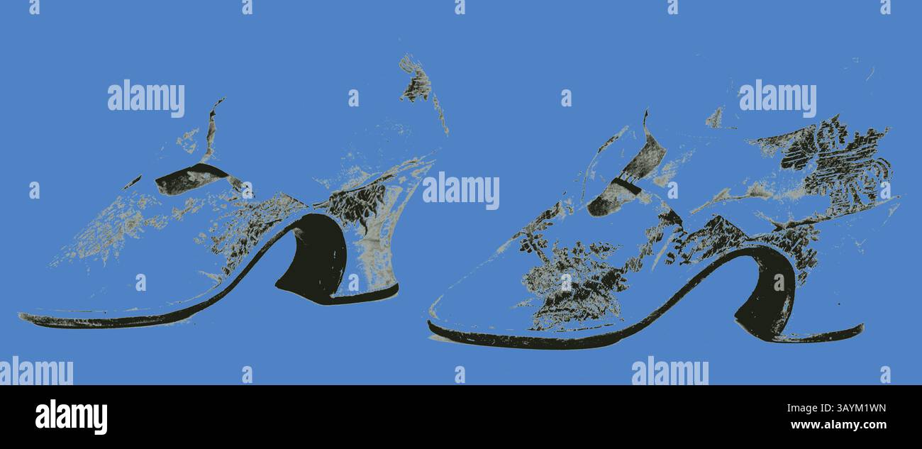 Ein Paar stilvolle Schuhe mit hohem Absatz und komplizierten Blumenmustern vor einem leuchtend blauen Hintergrund. Das Design zeigt ein einzigartiges, künstlerisches Flair mit einer unverwechselbaren Silhouette. Paar Schuhe, ca. 1750er Jahre, England, Leder, Seide, Damastgewebe, Brokat Klassische Kunst mit modernem Touch, neu interpretiert von Artotop Stockfoto