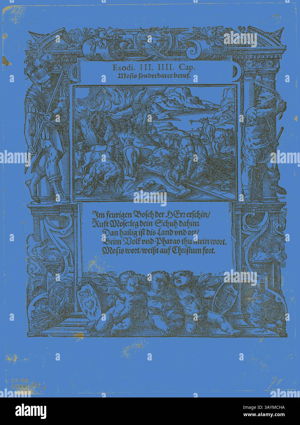 Eine kunstvoll bedruckte Titelseite mit komplizierten Randmotiven, einschließlich Figuren und dekorativen Elementen. Das zentrale Panel zeigt eine biblische Szene, die auf das Buch Exodus verweist, mit Texten, die den Kontext von Moses beschreiben. Um die Hauptabbildung herum sind verschiedene allegorische Figuren und Symbole zu sehen, die den thematischen Reichtum insgesamt verstärken. Moses und der brennende Busch (Recto) und das Kleinkind Moses in den Fluss (verso) aus Neuen künstlichen Figuren biblischer Historien, Platte 55 aus Holzschnitten aus Büchern des XVI Jahrhunderts, 1578, zusammengefügt zu Portfolio 1937, Tobias Stimmer (Schweiz) Stockfoto