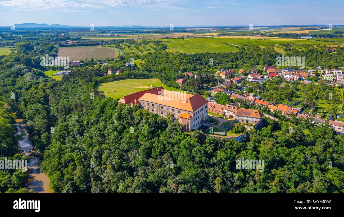 Schloss Dolni Kounice in Tschechien. BILD Stockfoto