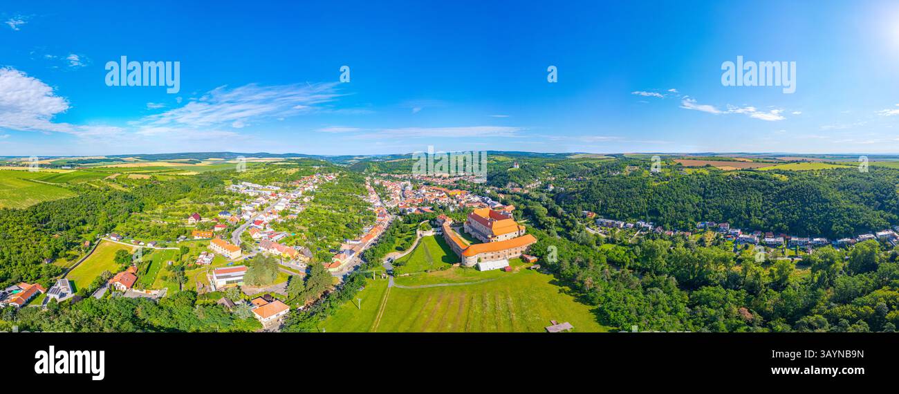 Schloss Dolni Kounice in Tschechien. BILD Stockfoto