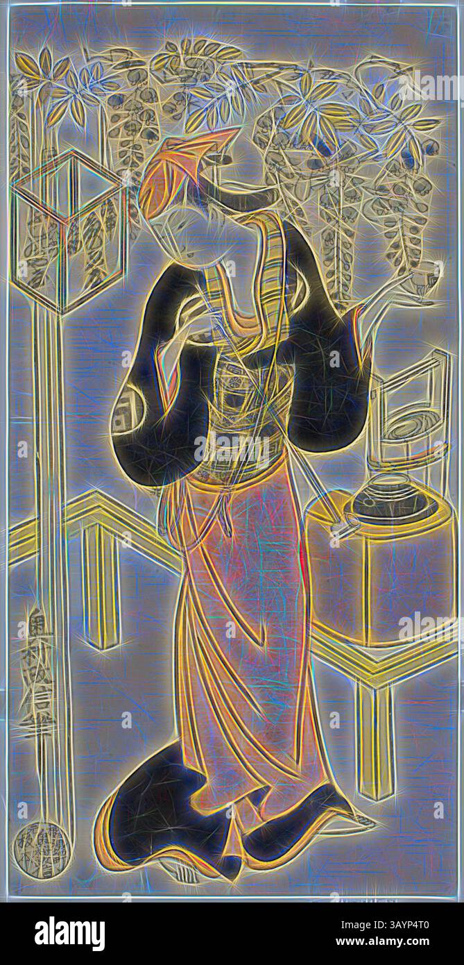 Eine anmutige Figur in traditioneller Kleidung steht inmitten üppiger Blätter und hält elegant ein empfindliches Objekt. Das Ambiente spiegelt eine ruhige Atmosphäre wider, mit komplizierten Mustern und sanften Farben, die die allgemeine Ruhe der Szene verbessern. Der Schauspieler Sanogawa Mangiku I als Ohatsu in dem Stück Sogazaki Shinju, aufgeführt am Nakamura Theater im vierten Monat, 1719, 1719, Okumura Masanobu, Japanisch, 1686-1764, Japan, handkolorierter Holzschnitt, Hosoban, urushi-e, 30,3 x 15,2 cm Klassische Kunst mit modernem Touch, neu interpretiert von Artotop Stockfoto