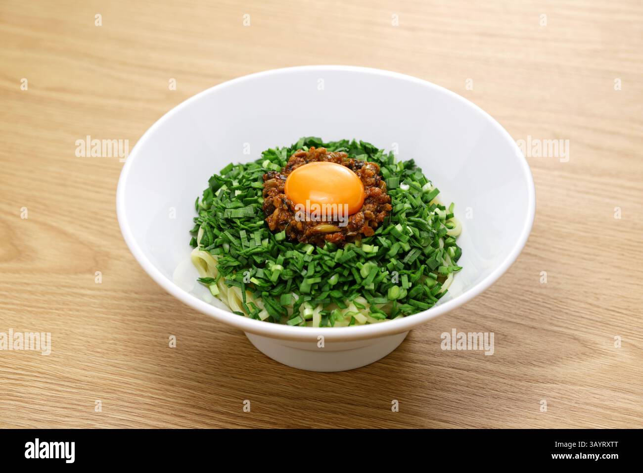 NIRA Soba (Knoblauch-Schnittlauchnudeln), japanisches Essen Stockfoto