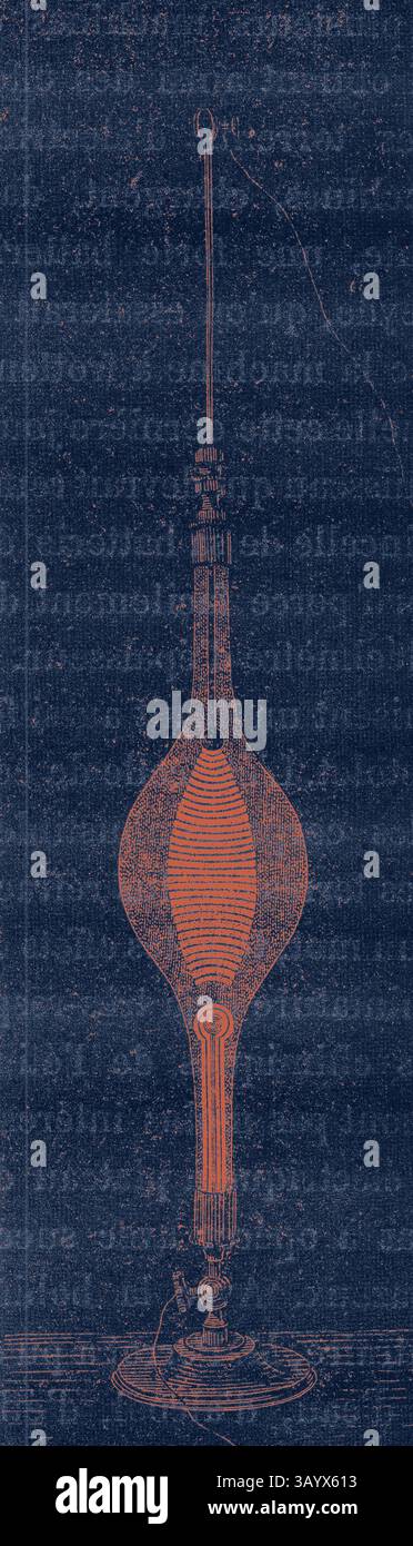 Das komplizierte Design eines alten Funkturms zeigt eine konische Struktur mit einem markanten bauchigen Abschnitt in der Mitte, was eine frühe technologische Ästhetik zeigt. Die Basis besteht aus einer Person, die sitzt, was Größenordnung andeutet und einen Einblick in den historischen Kontext der Kommunikationstechnologie bietet. Elektrisches Licht in Verbundglas Klassische Kunst mit einem modernen Touch, neu interpretiert von Artotop Stockfoto