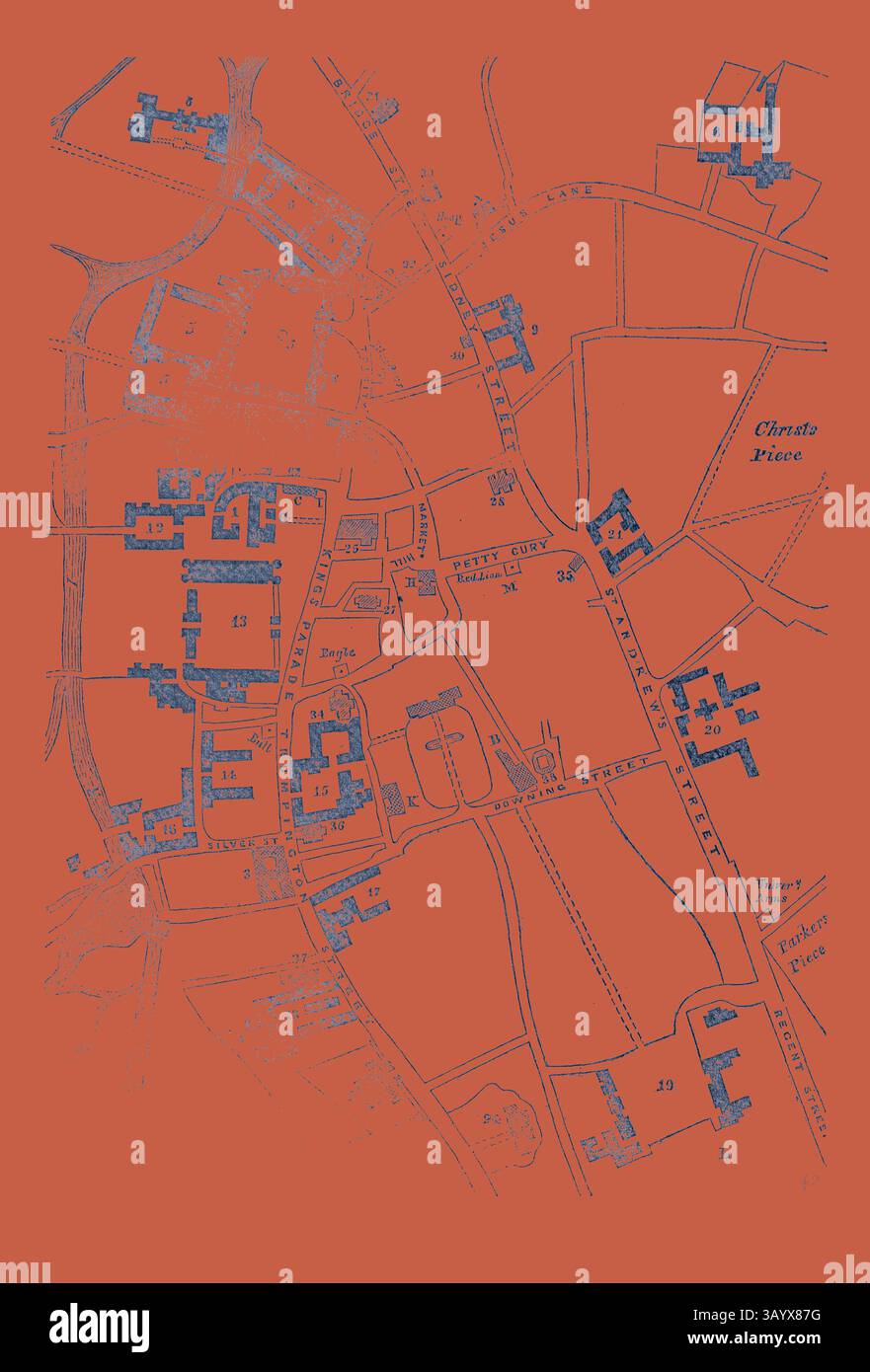 Eine Karte mit einem Rasterlayout mit hervorgehobenen Strukturen und Straßen vor einem leuchtenden orangefarbenen Hintergrund. Die markanten blauen Umrisse der Gebäude erzeugen einen starken Kontrast und betonen die räumliche Organisation des Gebiets. Plan of Cambridge, Großbritannien Klassische Kunst mit einem modernen Touch, neu gestaltet von Artotop Stockfoto