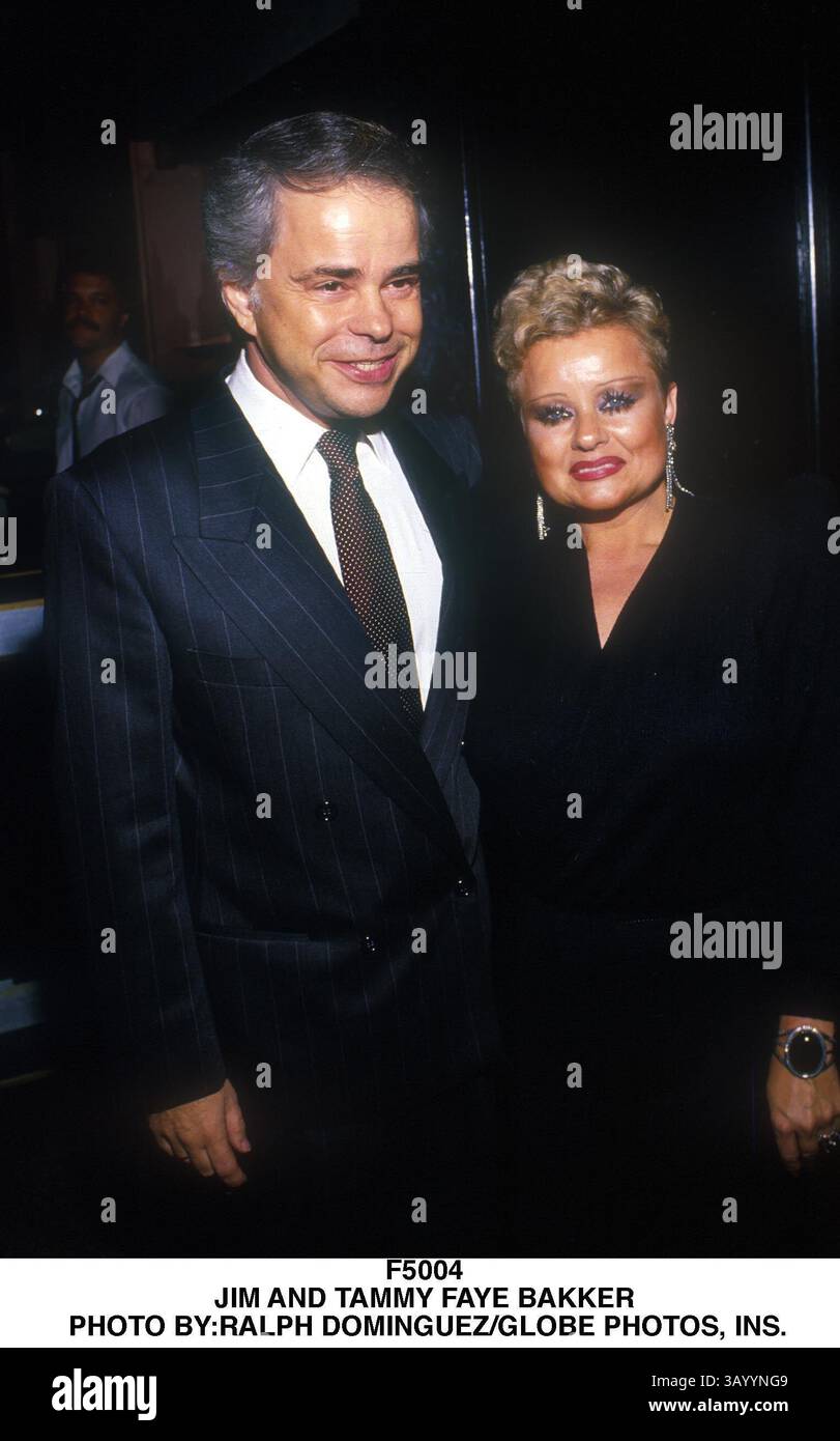 Februar 2001 - F5004 . JIM UND TAMMY FAYE BAKKER. EINS. (Kreditbild: © Globe Photos/ZUMApress.com) Stockfoto