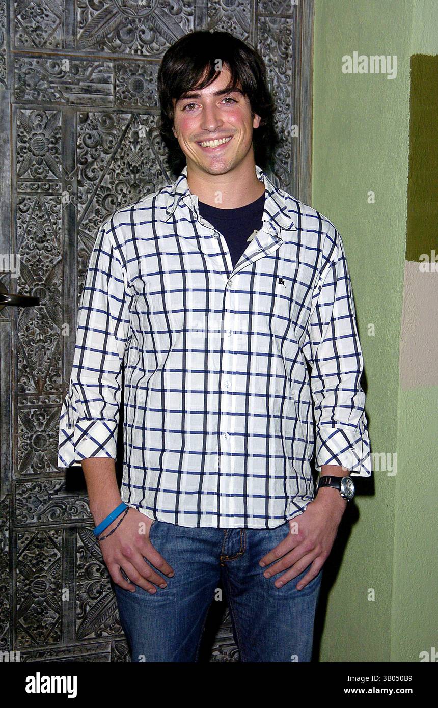 SEPTEMBER 2005 - HOLLYWOOD, CALIFORNIA, USA - K45215DL. HILARY DUFF'S 18. GEBURTSTAG, STIMMUNG, HOLLYWOOD CA. 28.09.05. - 2005.BILD: BEN FELDMAN (Foto: © Dave Longendyke/Globe Photos/ZUMAPRESS.com) Stockfoto