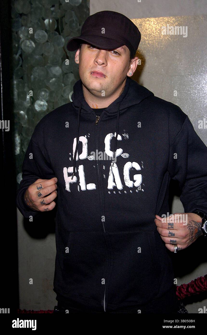 SEPTEMBER 2005 - HOLLYWOOD, CALIFORNIA, USA - K45215DL. HILARY DUFF'S 18. GEBURTSTAG, STIMMUNG, HOLLYWOOD CA. 28.09.05. - 2005.BILD: BENJI MADDEN(Bild: © Dave Longendyke/Globe photos/ZUMAPRESS.com) Stockfoto