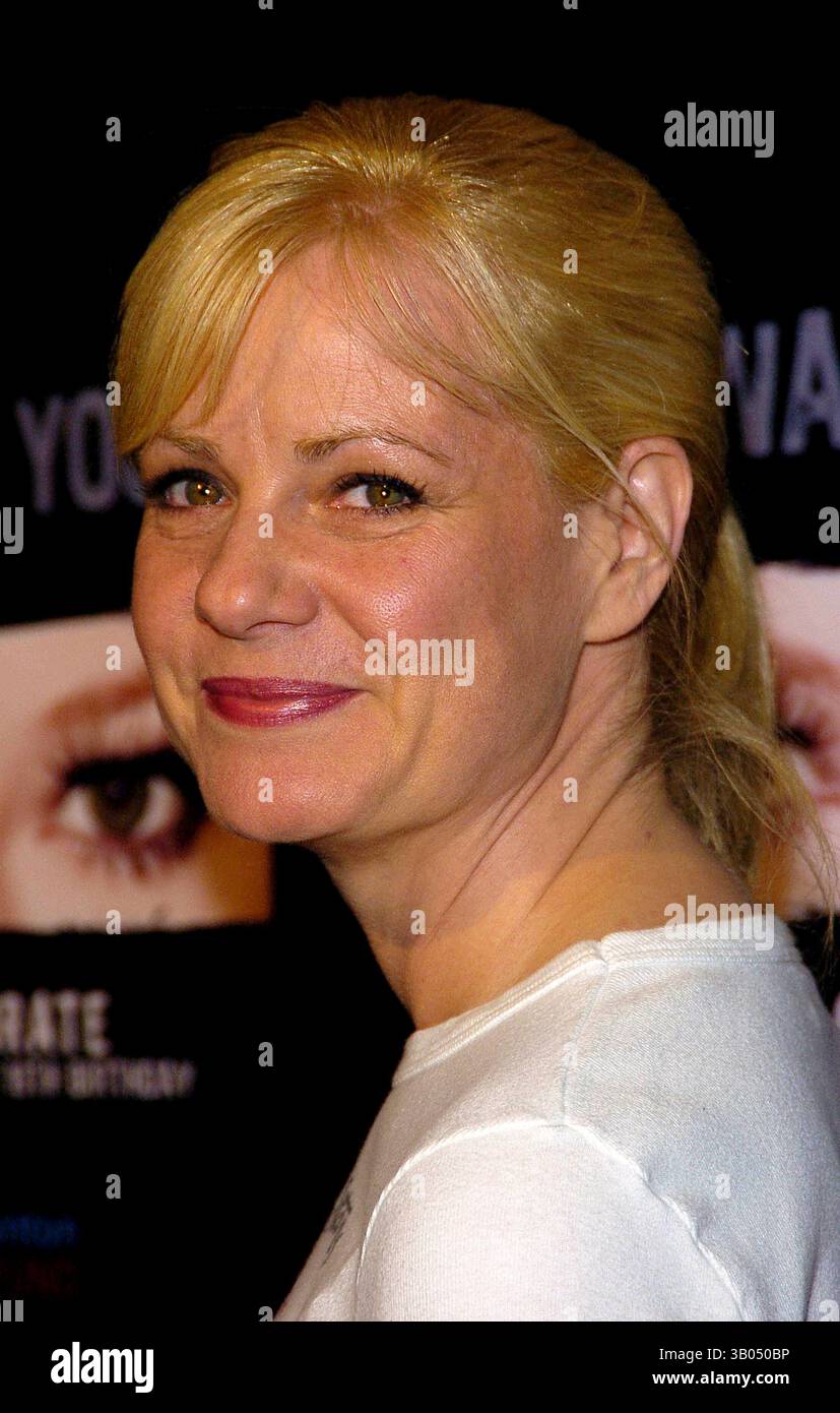 SEPTEMBER 2005 - HOLLYWOOD, CALIFORNIA, USA - K45215DL. HILARY DUFF'S 18. GEBURTSTAG, STIMMUNG, HOLLYWOOD CA. 28.09.05. - 2005.IMAGE:BONNIE HUNT(Kreditbild: © Dave Longendyke/Globe Photos/ZUMAPRESS.com) Stockfoto