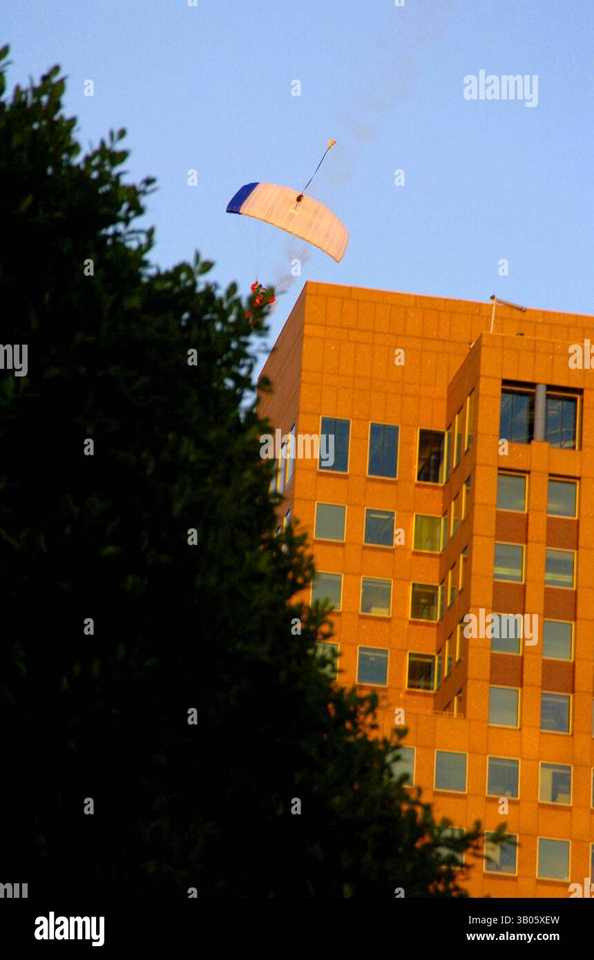 28. SEPTEMBER 2005 - HOLLYWOOD, KALIFORNIEN, USA - K45214DL.DVD-VERÖFFENTLICHUNG VON FAMILY GUY PRÄSENTIERT STEWIE GRIFFIN THE UNTOLD STORY, MANN NATIONAL THEATRE, WESTWOOD CA. 27.09.05. - 2005.BILD: JON DEVORE. (Bild: © Dave Longendyke/Globe Photos/ZUMAPRESS.com) Stockfoto