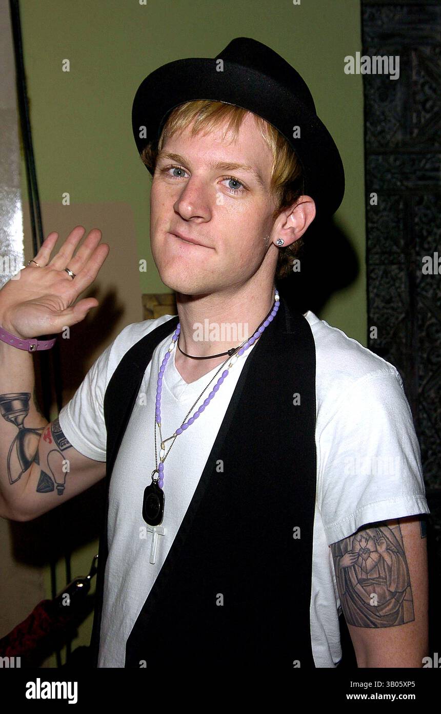 SEPTEMBER 2005 - HOLLYWOOD, CALIFORNIA, USA - K45215DL. HILARY DUFF'S 18. GEBURTSTAG, STIMMUNG, HOLLYWOOD CA. 28.09.05. - 2005.BILD: JOSH MADDEN(Bild: © Dave Longendyke/Globe photos/ZUMAPRESS.com) Stockfoto