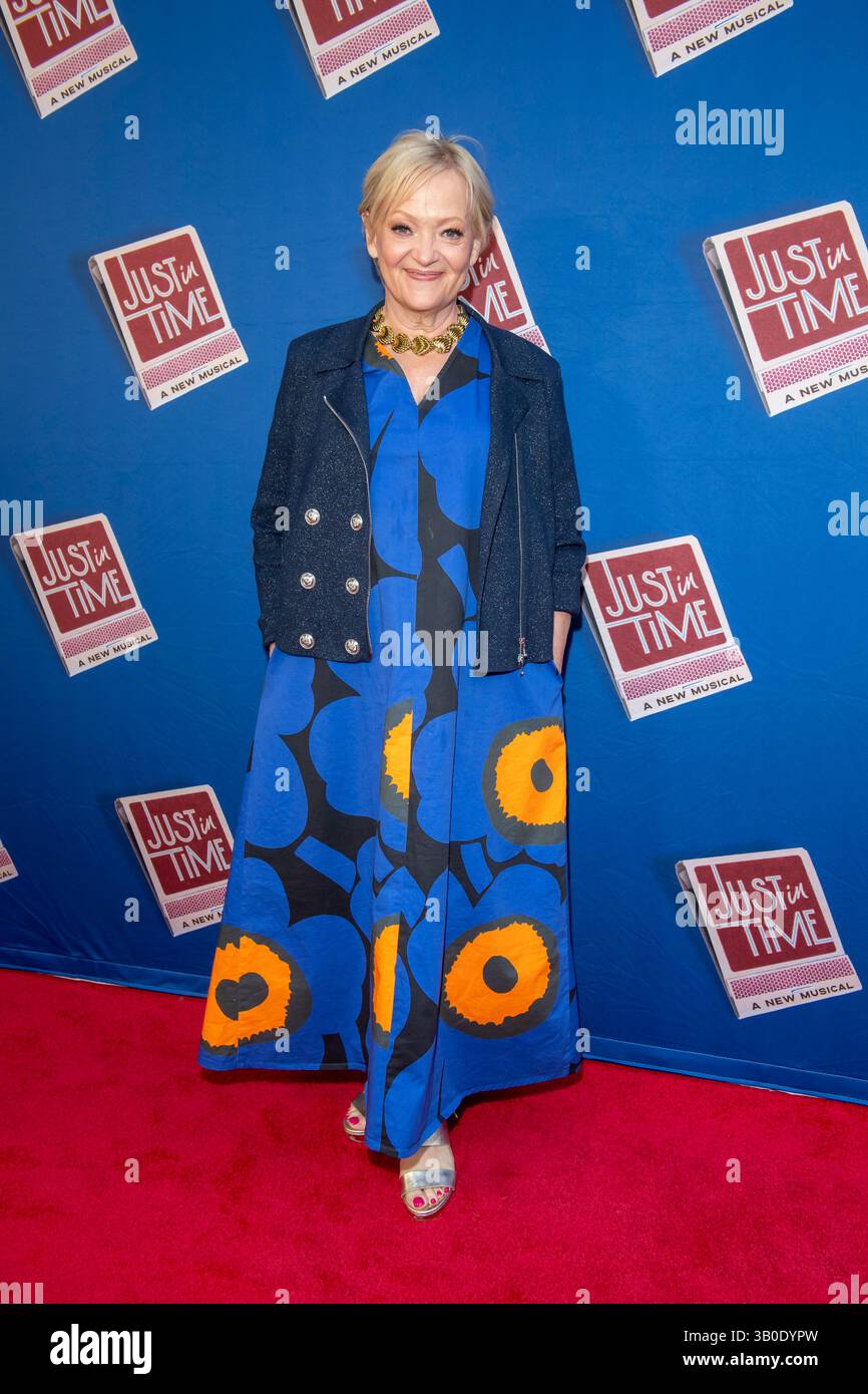 NEW YORK, NEW YORK – 23. APRIL: Maria Friedman besucht am 23. April 2025 die „Just in Time“ Broadway Opening Night im Circle im Square Theatre in New York City. Quelle: Ron Adar/Alamy Live News Stockfoto