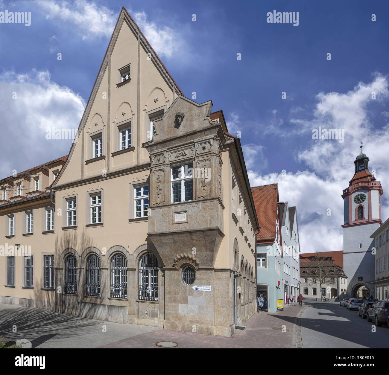 Ludwig-Ruff-Haus, Bankhaus 1920/21 im neoklassizistischen Stil, Friedrich-Ebert-Str. 16, Weissenburg, Mittelfranken, Bayern, Deutschland, Eur Stockfoto