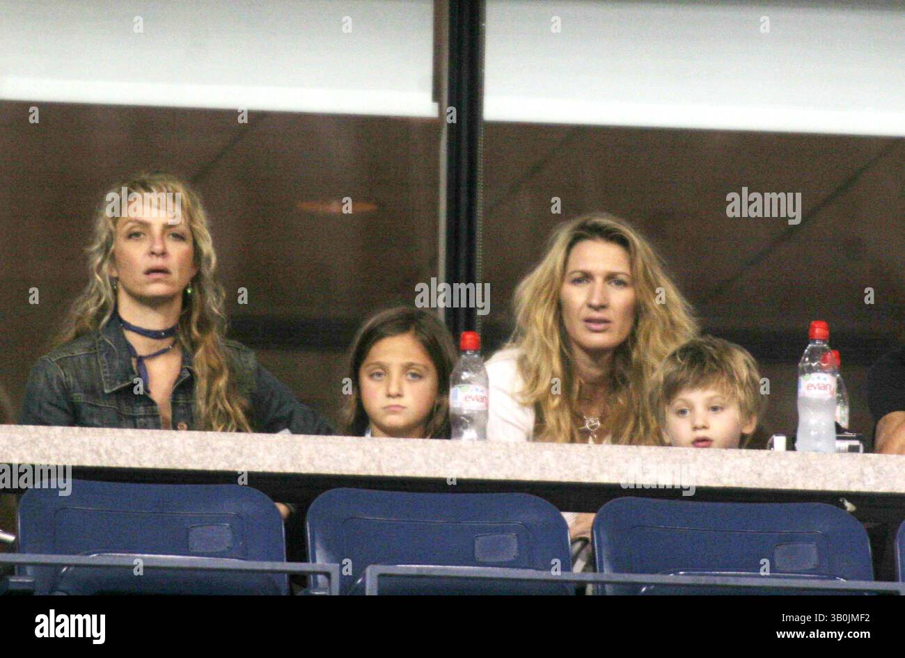 28. August 2006 - New York, New York, USA - OPEN-US-SPIEL ANDRE AGASSI gegen ANDREI PAVEL. DATUM 28.08.2006 - STEFFI GRAF UND KINDER. K49436JBB(Bild: © John Barrett/Globe Photos/ZUMAPRESS.com) Stockfoto