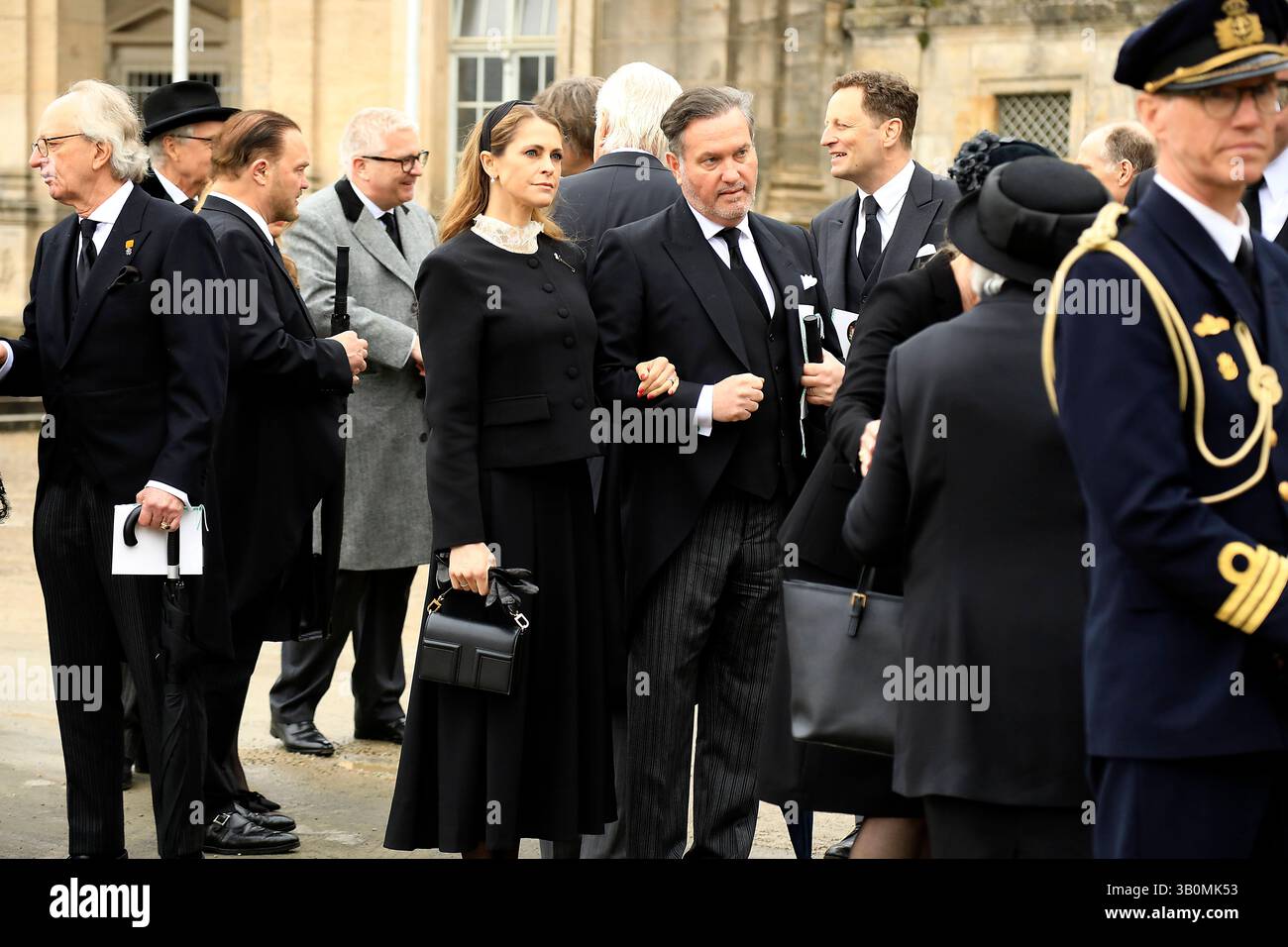 Trauerfeier für Andreas Prinz von Sachsen-Coburg und Gotha Coburg, 24..04,2025 Prinzessin Madeleine von Schweden bei der Trauerfeier für Andreas Prinz von Sachsen-Coburg und Gotha in der Stadtkirche St. Bayern *** Trauerfeier für Andreas Prinz von Sachsen Coburg und Gotha Coburg, 24 04 2025 Prinzessin Madeleine von Schweden bei der Trauerfeier von Sachsen Coburg und Gotha in der Stadtkirche St. Bayern Stockfoto