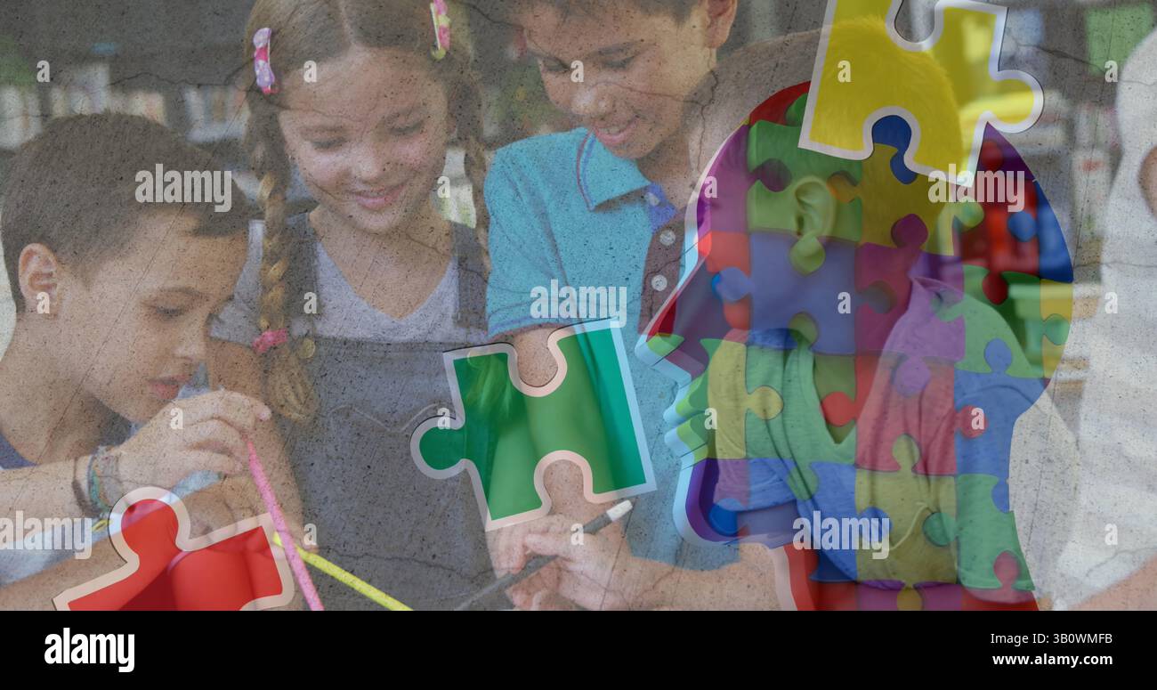 Bild von Puzzleteilen über verschiedenen Schulkindern Stockfoto