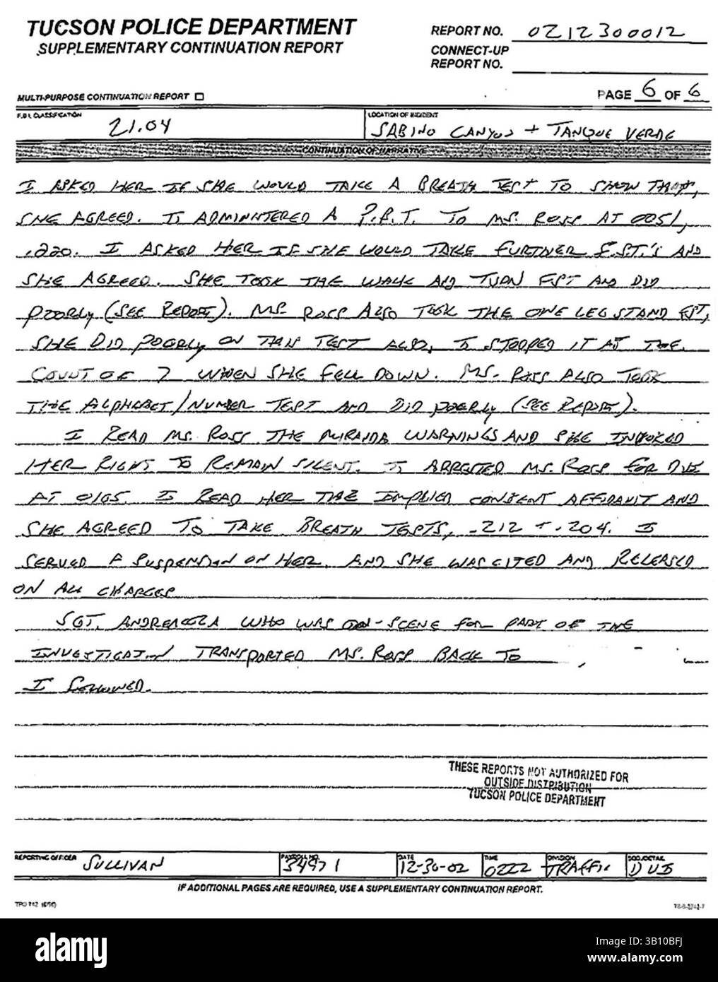 Dezember 30, 2002; New York, NY, USA; 6-seitiger DUI-Bericht des Tucson Police Department, in dem behauptet wird, dass die Sängerin Diana Ross am Montag, dem 30. Dezember 2002, während des Fahrens unter Alkoholeinfluss gestoppt wurde. Der Bericht besagt, dass eine Person angerufen hat, die sich über einen betrunkenen Fahrer beschwert. Der Offizier, der antwortete, fand Ross in einem geschlossenen Blockbuster Video-Laden, der schief geparkt war und versuchte, ein Video zu mieten. Nachdem er gesehen hatte, dass Ross blutunterlaufene Augen hatte und stark nach Alkohol roch, führte er verschiedene Tests an ihr durch, während derer Ross ihre Rede verwischte, lachte und fiel während des Koordinationstests. Er Stockfoto