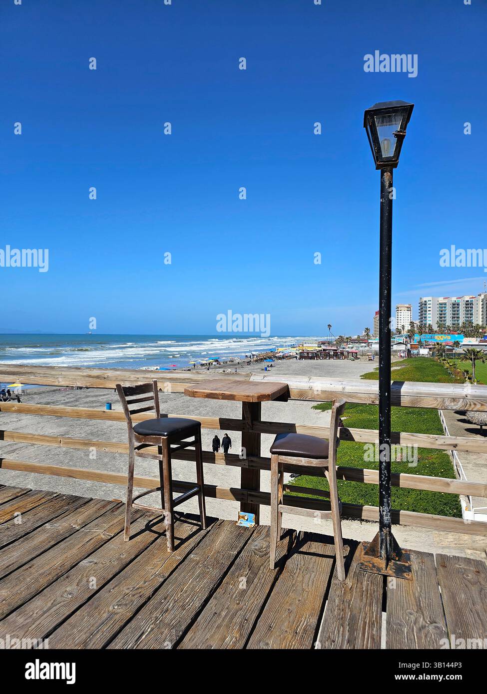 Playas de Rosarito, Baja California, Mexiko - 15. März 2025: Die Strände von Rosarito an der Küste von Baja California, Mexiko, sind ein wichtiges Reiseziel Stockfoto