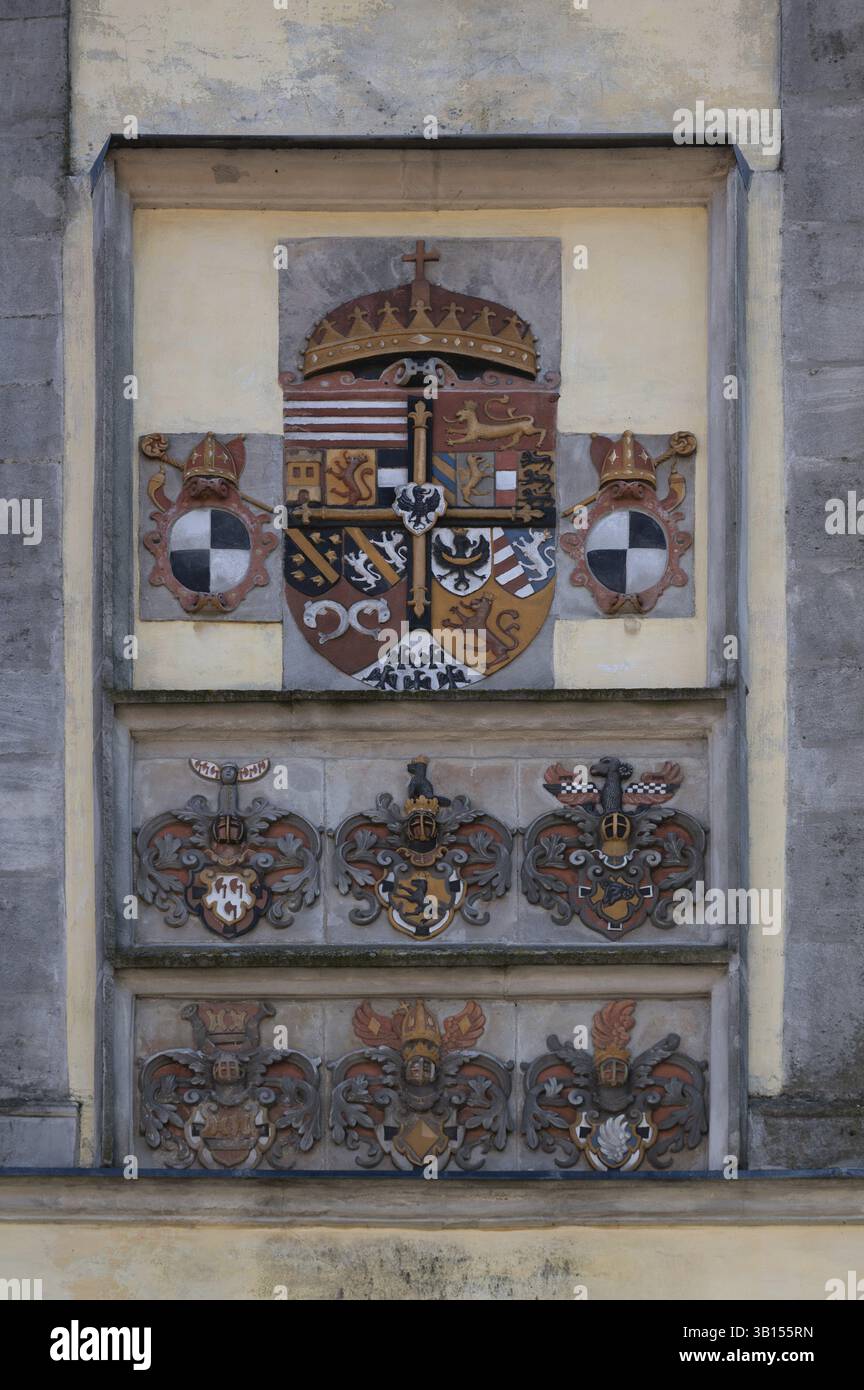 Wappen am Pleinfelder Tor, ältestes Tor der Stadtbefestigung um 1660, Ellingen, Mittelfranken, Bayern, Deutschland, Europa Stockfoto