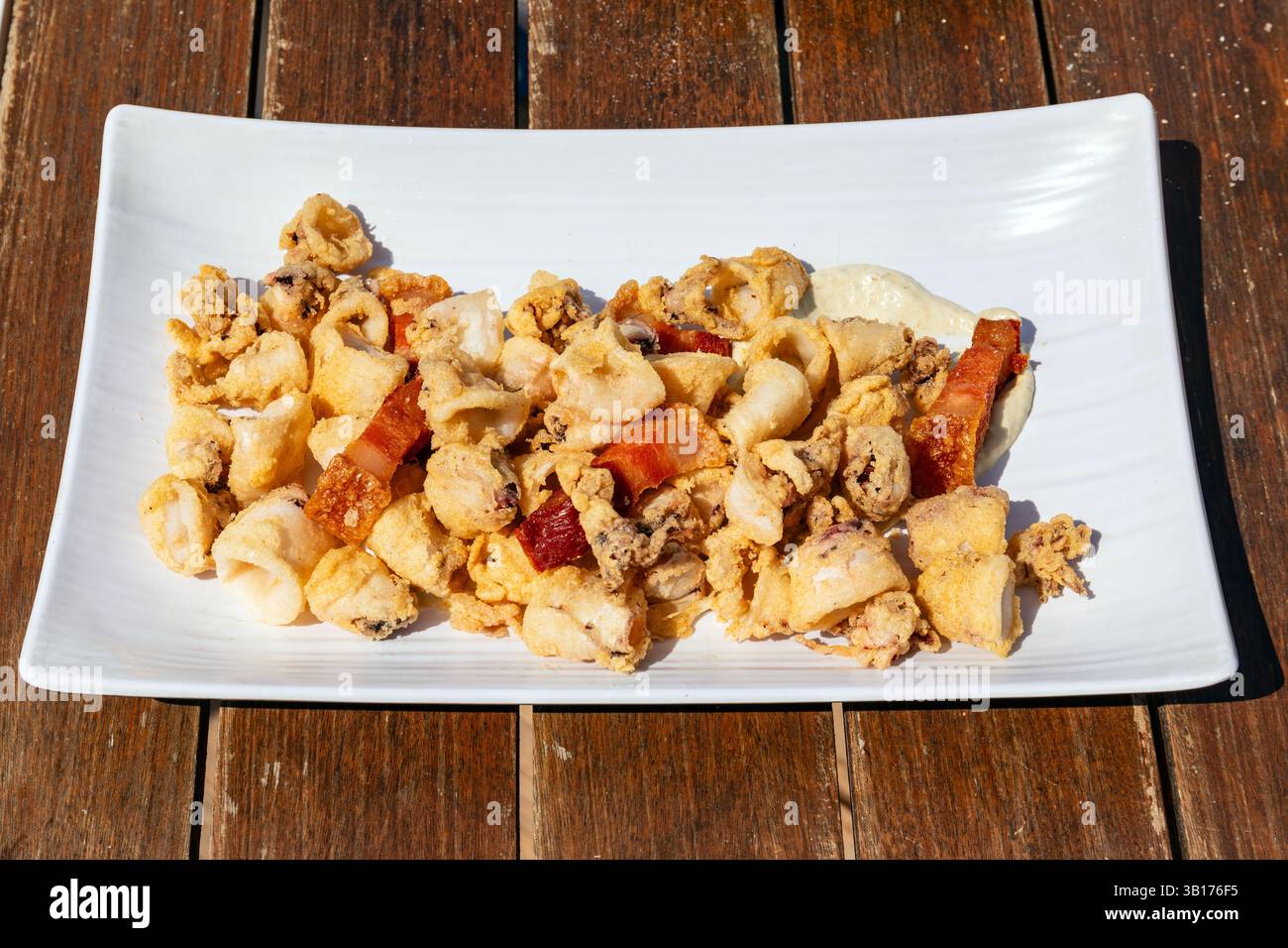 Calamari-Tapas, Sitges, Katalonien, Spanien. Stockfoto