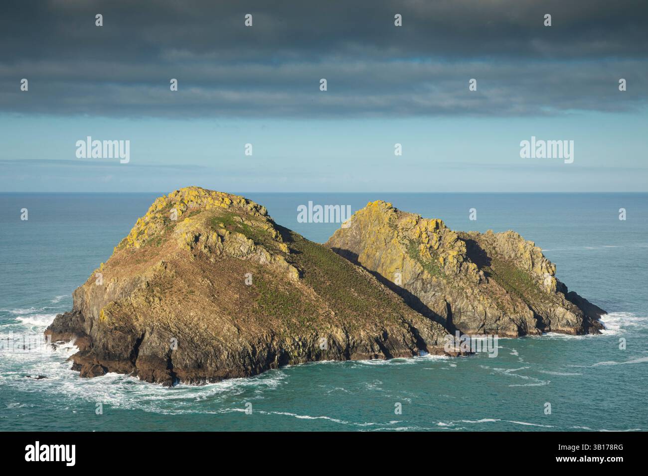 Carters Rocks Holywell Bay Stockfoto