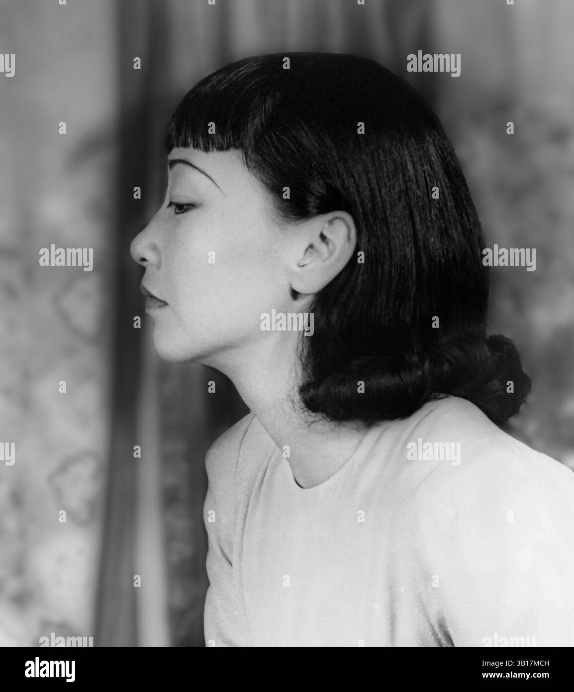 Anna May Wong. Porträt der amerikanischen Schauspielerin Wong Liu Tsong (1905–1961), bekannt als Anna May Wong, von Carl Van Vechten, 1939 Stockfoto