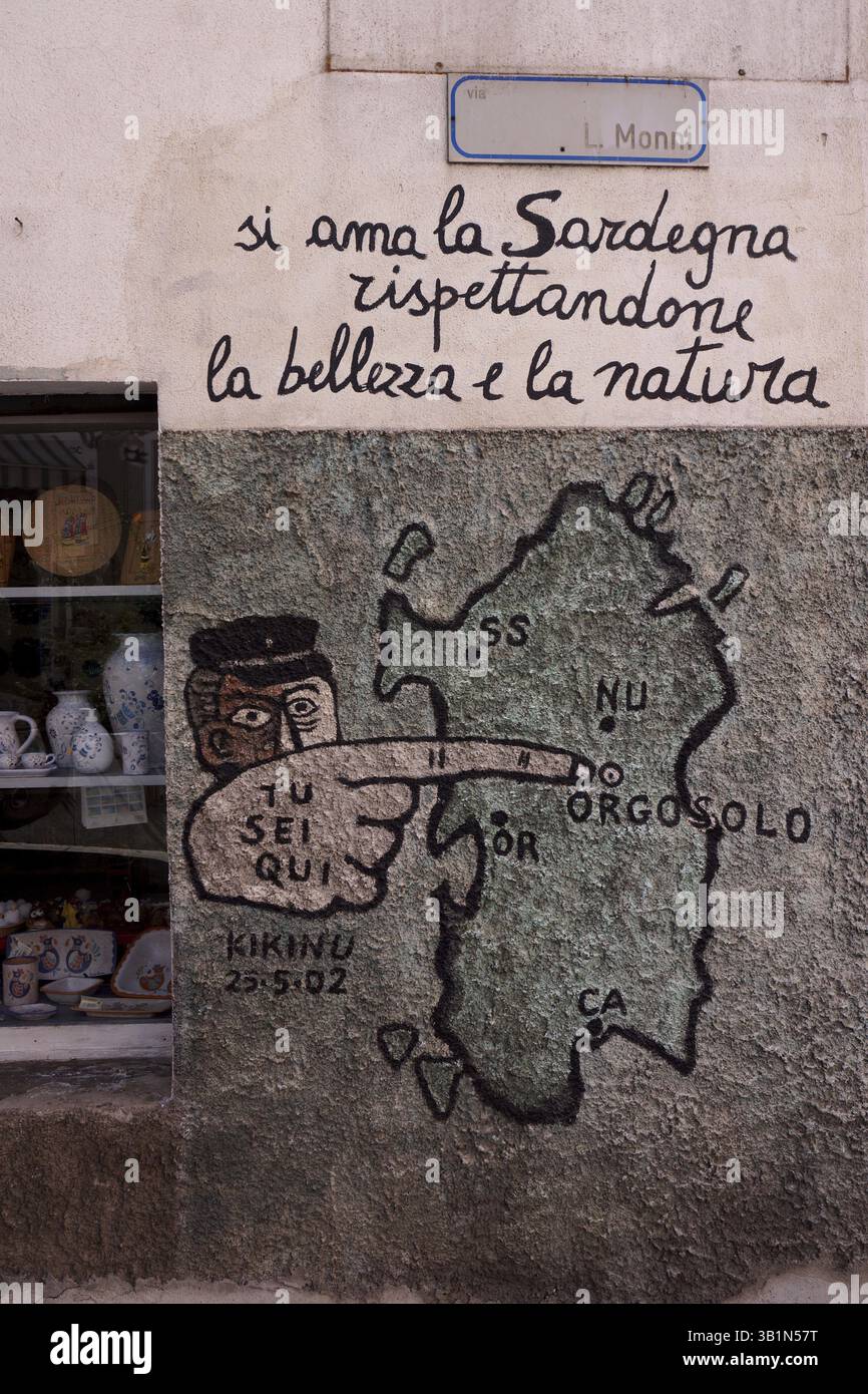 Historische Wandmalereien in Orgosolo, Sardinien Stockfoto