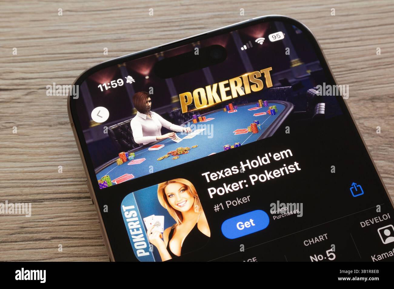 OSTRAVA, TSCHECHIEN - 19. JANUAR 2025: Apple App Store mit Pokerist Mobile Poker und Casino-Anwendung Stockfoto