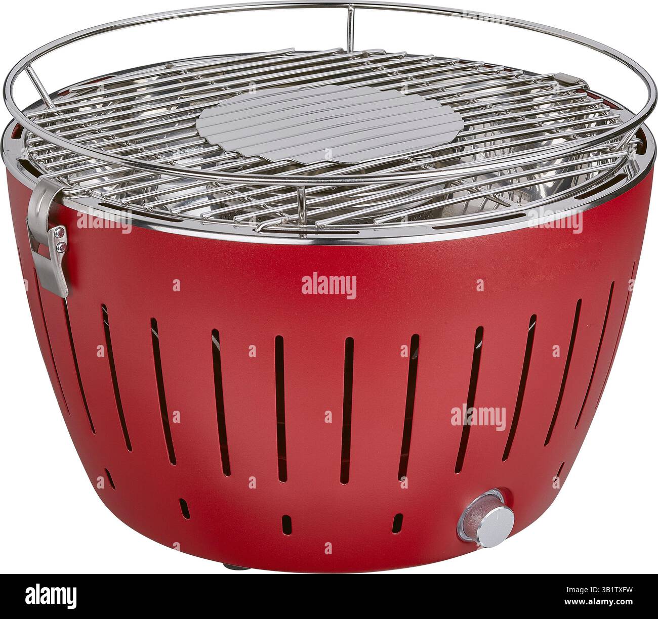 Produktaufnahme von BBQ oder rauchlosem Holzkohle Reise- und Outdoor-Grill Stockfoto