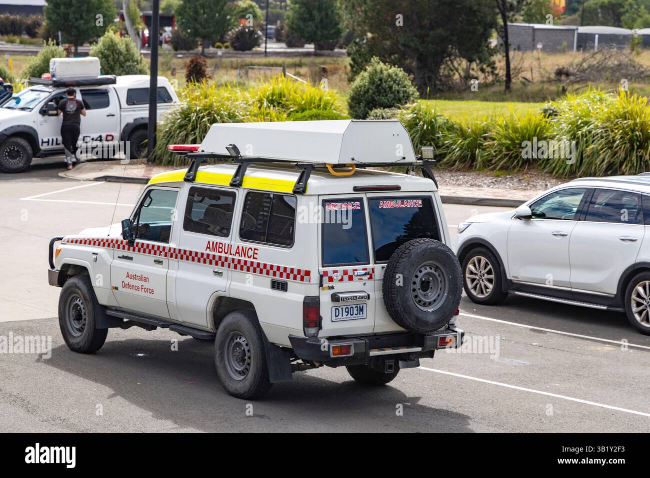 Australisches Ambulanzfahrzeug, ein Toyota Landcruiser Truppentransporter, New South Wales, Australien Stockfoto