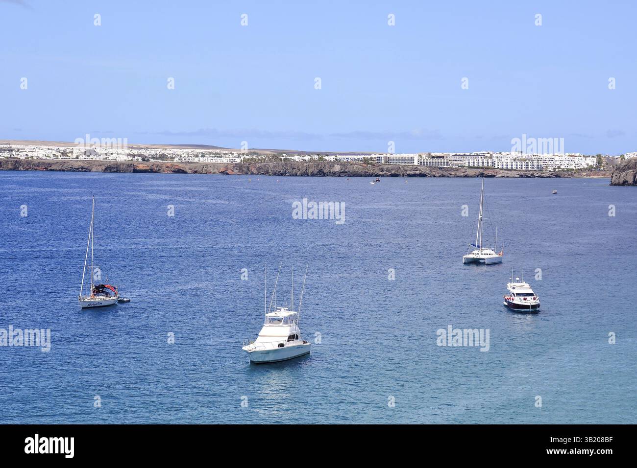 Spanisch Ansicht Landschaft im Papagayo Playa Blanca Lanzarote tropischen vulkanischen Kanarische Inseln Spanien Stockfoto