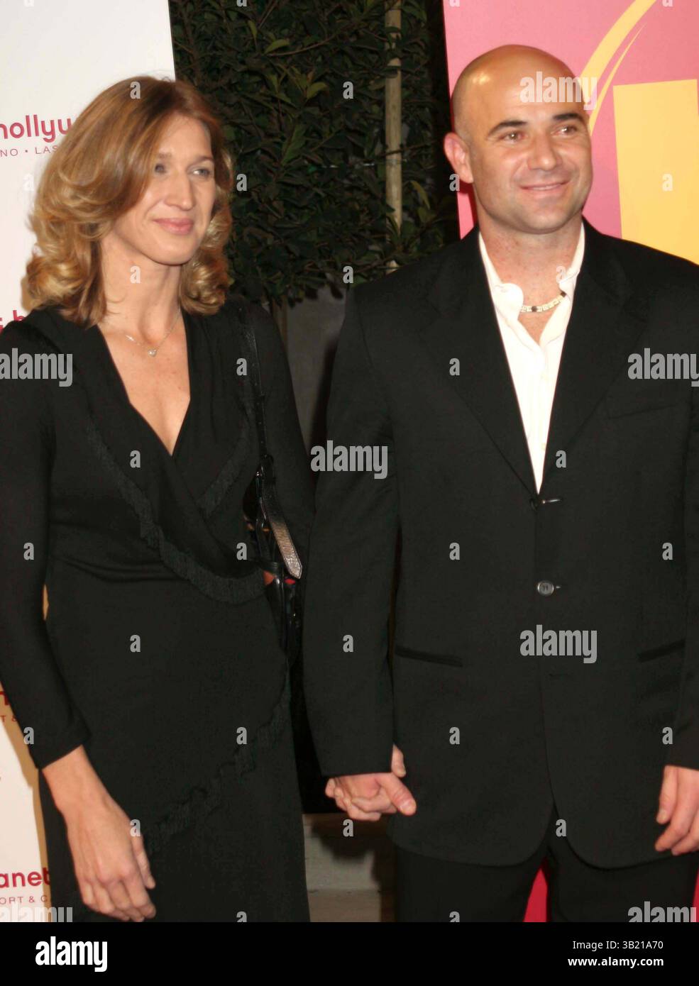 NOVEMBER 2007 - HOLLYWOOD, KALIFORNIEN, USA - K55639EG.PLANET HOLLYWOOD RESORT HOTEL AND CASINO GRAND OPENING, LAS VEGAS NV 11-17-2007. - 2007.ANDRE AGASSI UND STEFFI GRAF(Kreditbild: © Ed Geller/Globe photos/ZUMAPRESS.com) Stockfoto