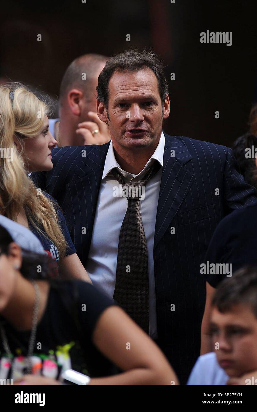 21. August 2009, New York City Bristish Schauspieler Mark Lester, der behauptet, er sei der Vater von Michael Jacksons Children in der Show „Today“ von NBC am 21. August 2009 in New York City (Credit Image: © Sharkpixs/ZUMA Press) Stockfoto