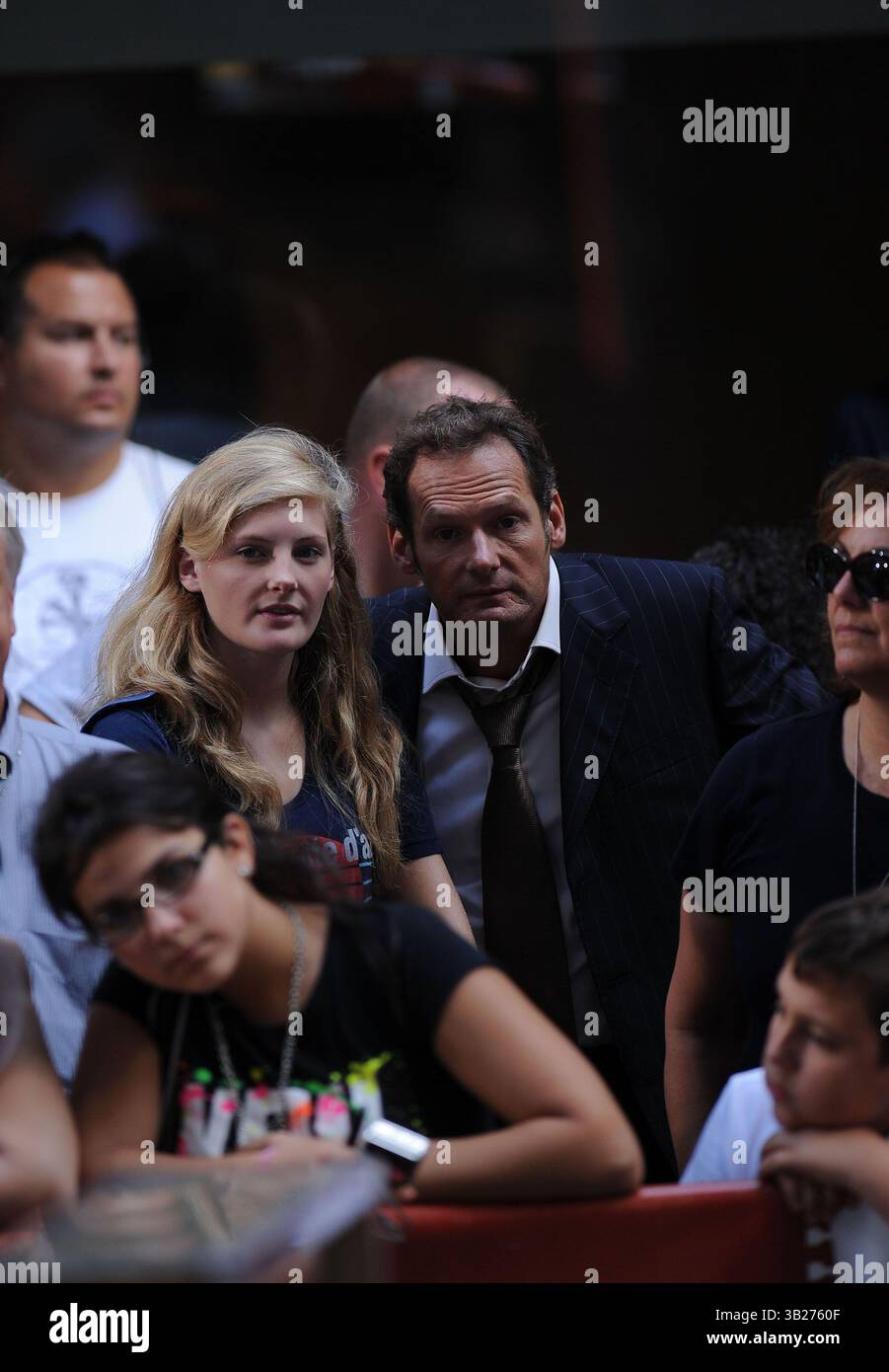 21. August 2009, New York City Bristish Schauspieler Mark Lester, der behauptet, er sei der Vater von Michael Jacksons Children in der Show „Today“ von NBC am 21. August 2009 in New York City (Credit Image: © Sharkpixs/ZUMA Press) Stockfoto