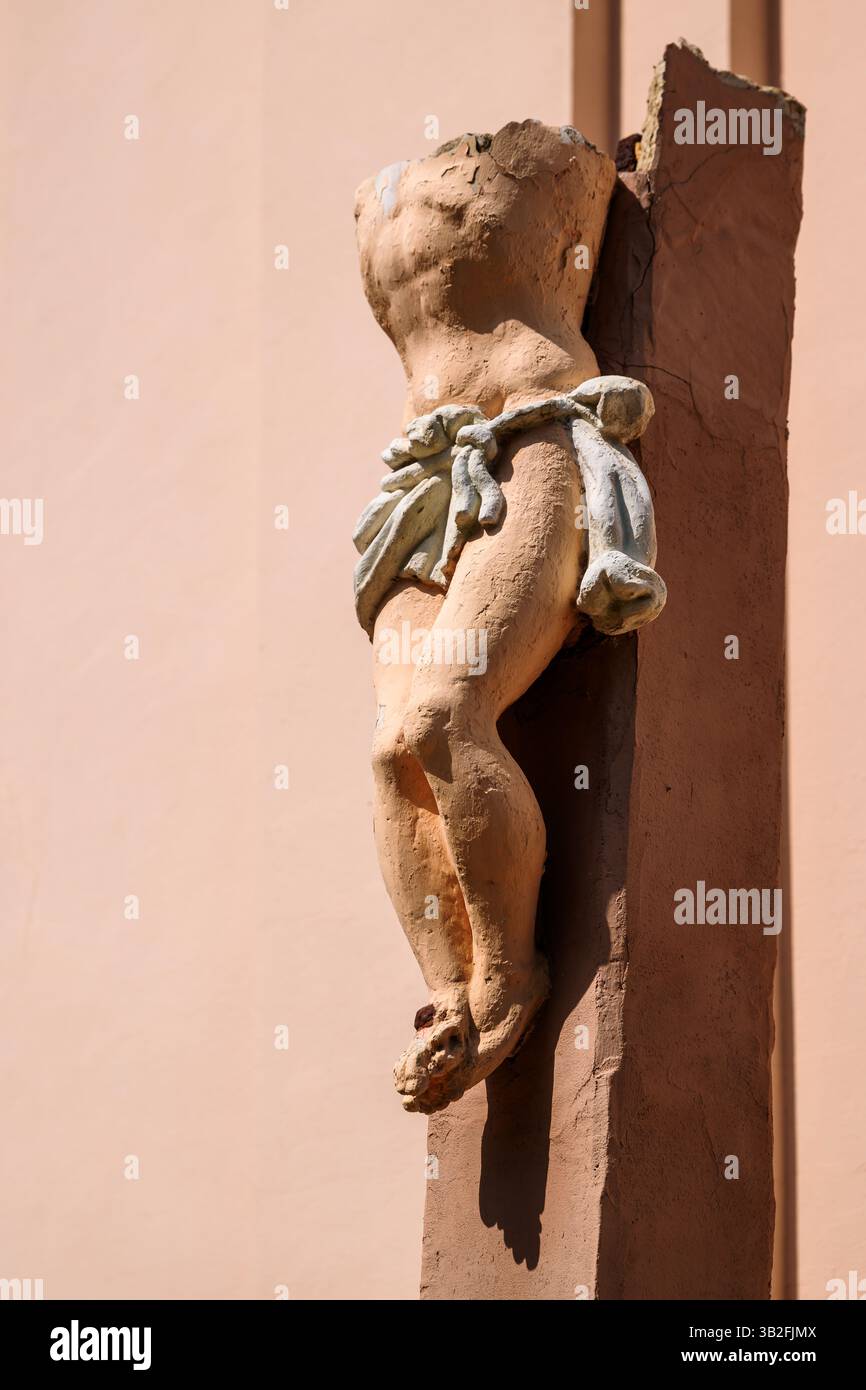 Kirche der Versteigerung des Heiligen Kreuzes in Petrovaradin, Novi Sad, Serbien. Selektiver Fokus. Stockfoto