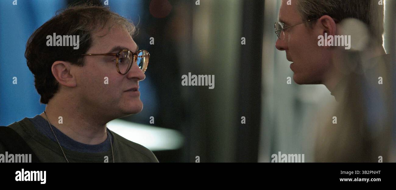 ERSCHEINUNGSDATUM: 23. Oktober 2015.TITEL: Steve Jobs. STUDIO: Universelle Bilder. REGIE: Danny Boyle. PLOT: Steve Jobs nimmt uns hinter die Kulissen der digitalen Revolution, um ein Porträt des Mannes in seinem Epizentrum zu malen. Die Geschichte entfaltet sich hinter den Kulissen bei drei ikonischen Produkteinführungen, die 1998 mit der Enthüllung des iMac enden. IM BILD: Michael Fassbender als Steve Jobs. (Foto: © Universal Pictures/Entertainment Pictures) Stockfoto