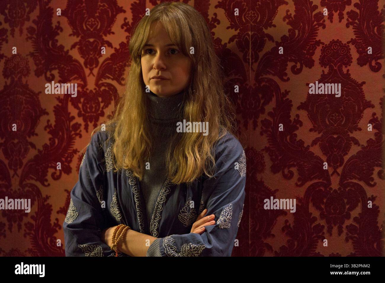 ERSCHEINUNGSDATUM: 23. Oktober 2015.TITEL: Steve Jobs. STUDIO: Universelle Bilder. REGIE: Danny Boyle. PLOT: Steve Jobs nimmt uns hinter die Kulissen der digitalen Revolution, um ein Porträt des Mannes in seinem Epizentrum zu malen. Die Geschichte entfaltet sich hinter der Bühne bei drei ikonischen Produkteinführungen, die 1998 mit der Enthüllung des iMac enden. IM BILD: Katherine Waterston als Chrisann Brennan. (Foto: © Universal Pictures/Entertainment Pictures) Stockfoto